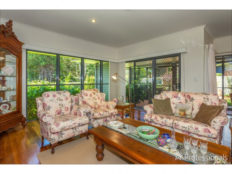 UNIT 31 27-29 Capo Lane, Tamborine Mountain QLD 4272