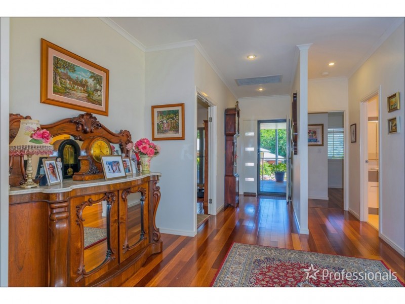 UNIT 31 27-29 Capo Lane, Tamborine Mountain QLD 4272