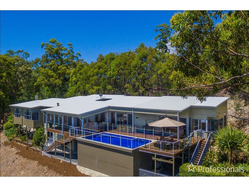302 Wongawallan Drive, Wongawallan QLD 4210