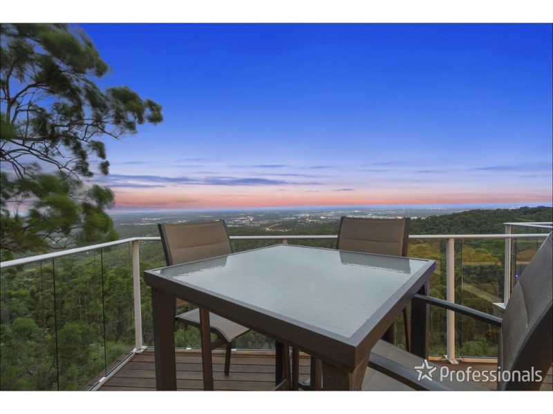 302 Wongawallan Drive, Wongawallan QLD 4210