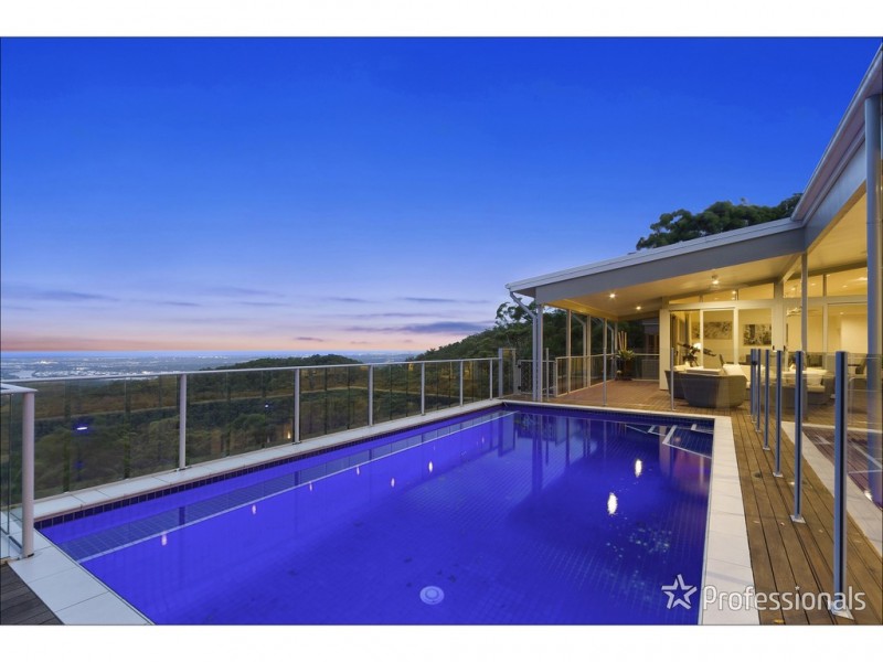 302 Wongawallan Drive, Wongawallan QLD 4210