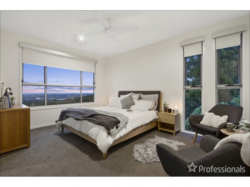 302 Wongawallan Drive, Wongawallan QLD 4210