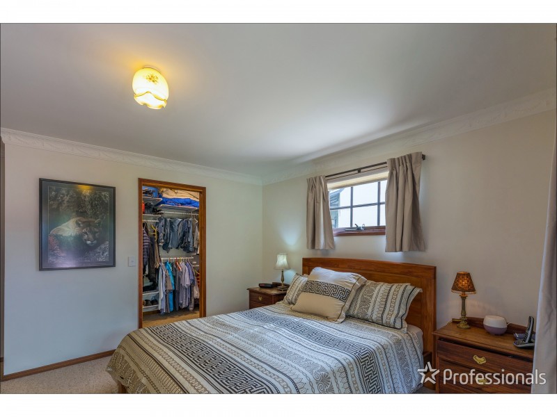 1-5 Lookout Parade, Tamborine Mountain QLD 4272