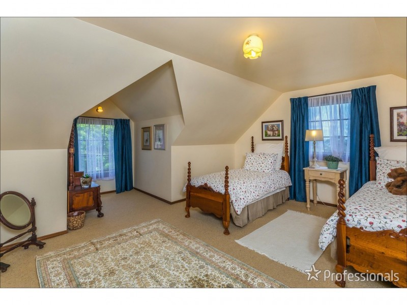 1-5 Lookout Parade, Tamborine Mountain QLD 4272