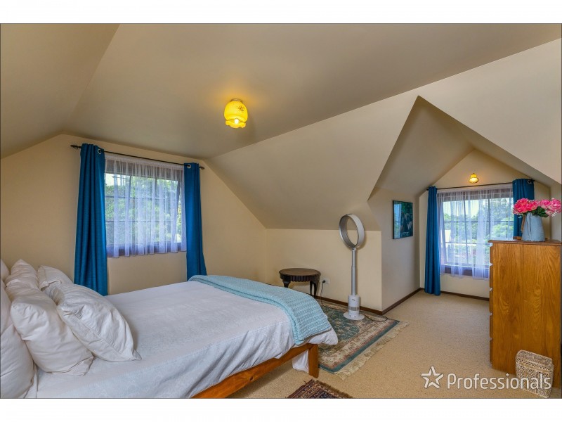 1-5 Lookout Parade, Tamborine Mountain QLD 4272