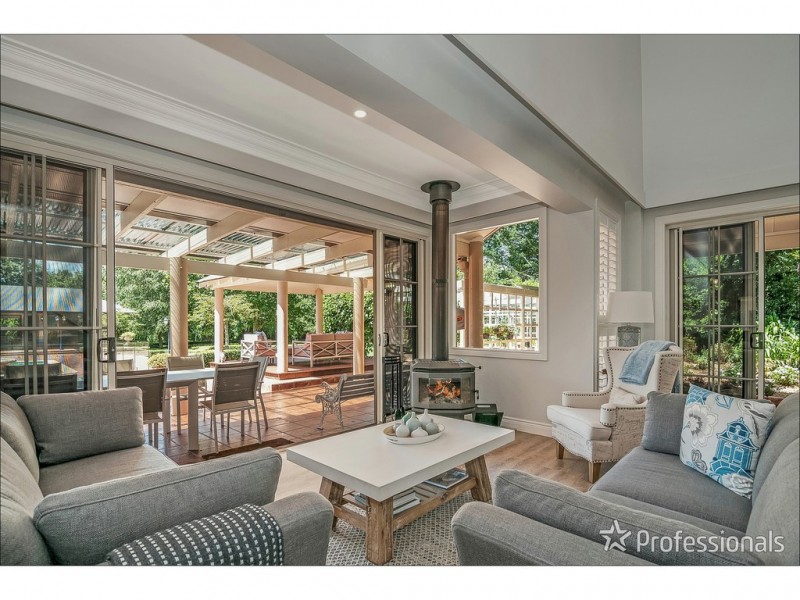 27-37 Normandie Court, Tamborine Mountain QLD 4272