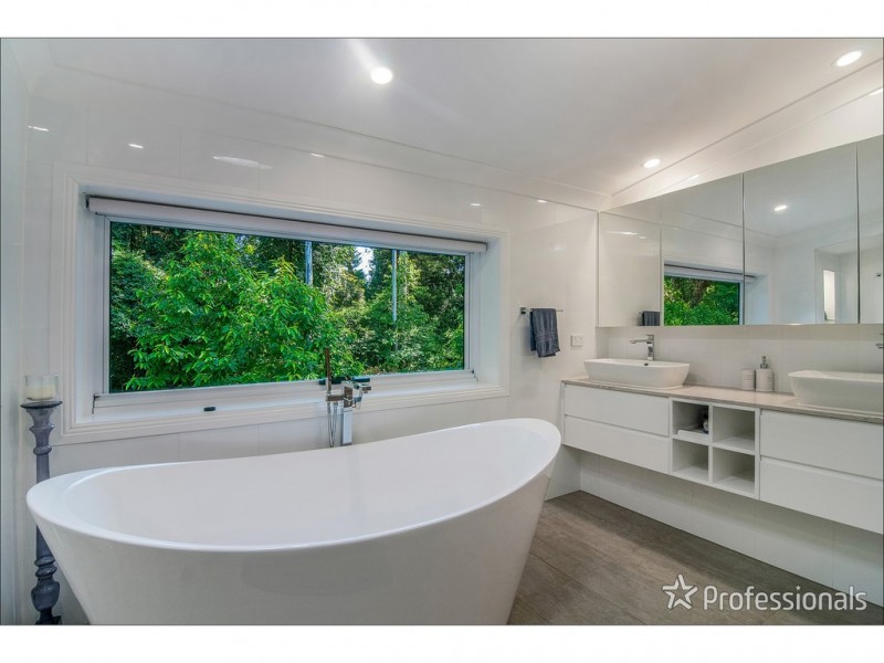 27-37 Normandie Court, Tamborine Mountain QLD 4272