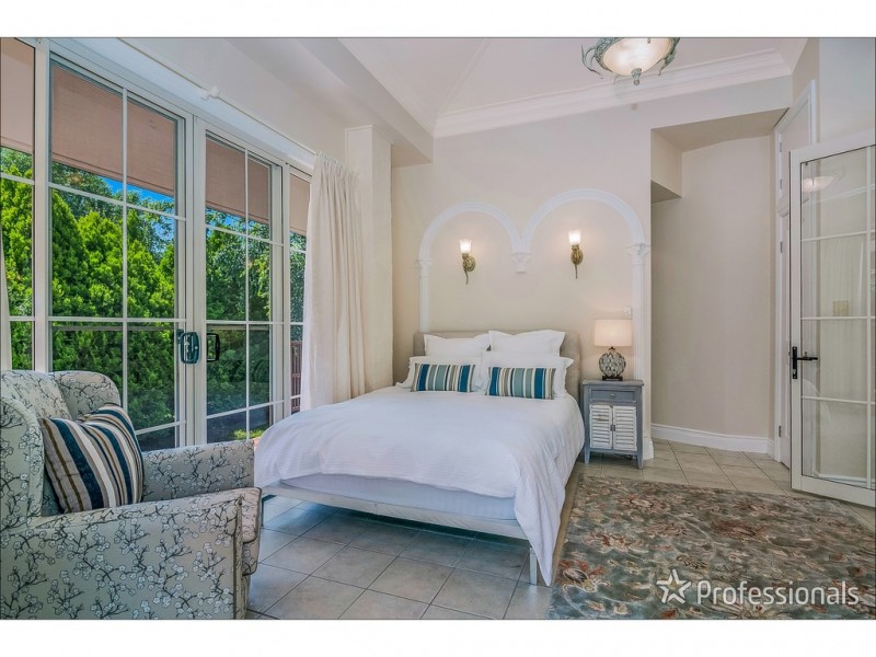 27-37 Normandie Court, Tamborine Mountain QLD 4272