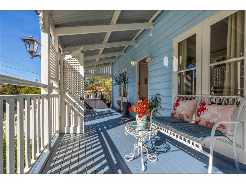 208 Beacon Road, Tamborine Mountain QLD 4272