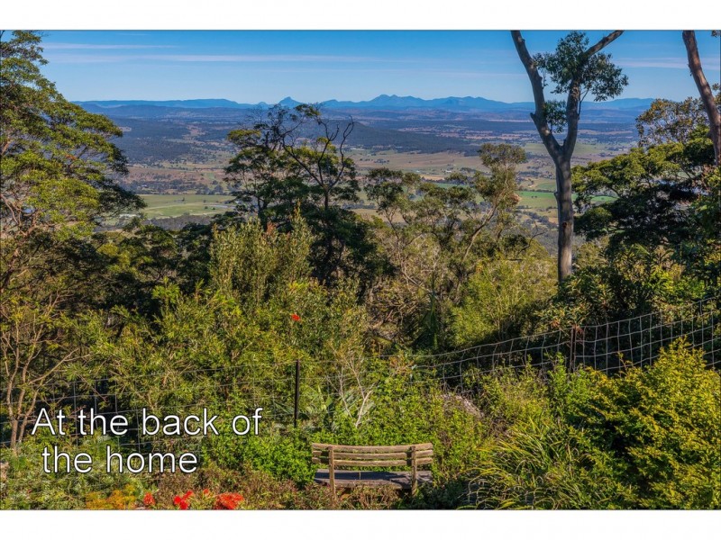 208 Beacon Road, Tamborine Mountain QLD 4272