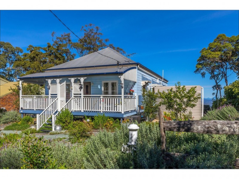 208 Beacon Road, Tamborine Mountain QLD 4272