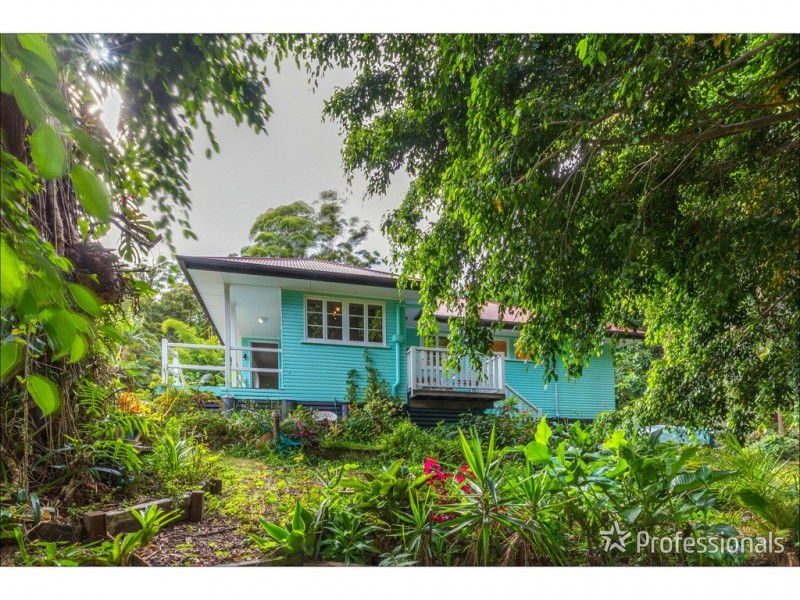 12 Kinabalu Drive, Tamborine Mountain QLD 4272