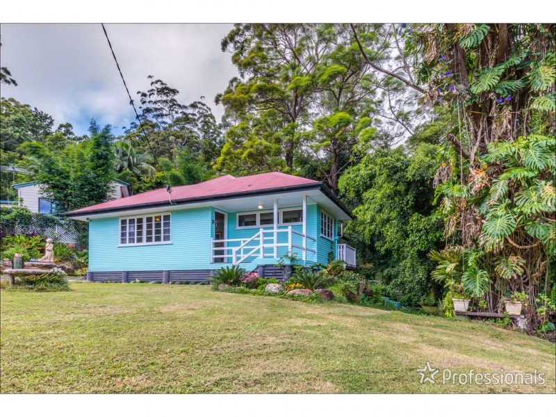 12 Kinabalu Drive, Tamborine Mountain QLD 4272