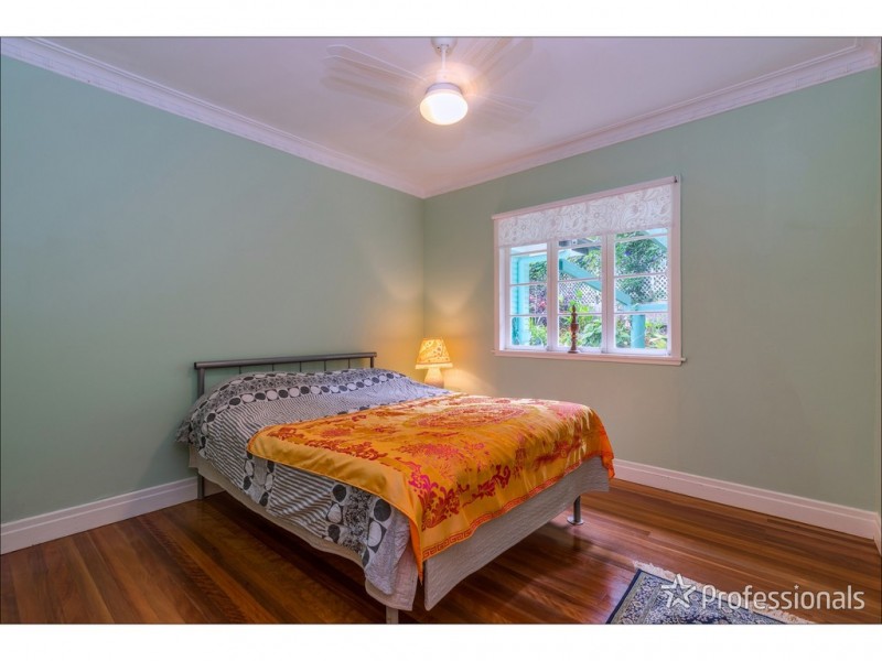 12 Kinabalu Drive, Tamborine Mountain QLD 4272