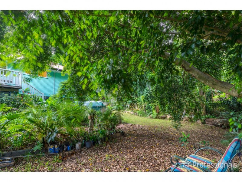 12 Kinabalu Drive, Tamborine Mountain QLD 4272