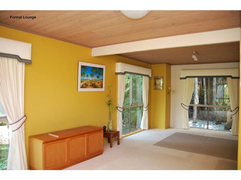 24 Carey Parade, North Tamborine QLD 4272