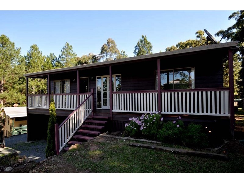 20 Demavend Drive, Eagle Heights QLD 4271