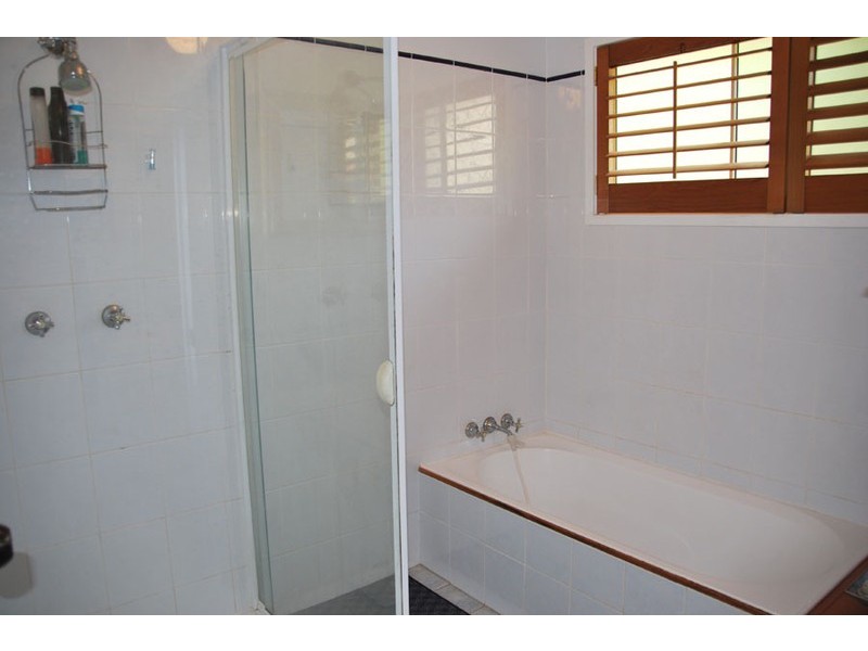 116 Contour Road, Eagle Heights QLD 4271