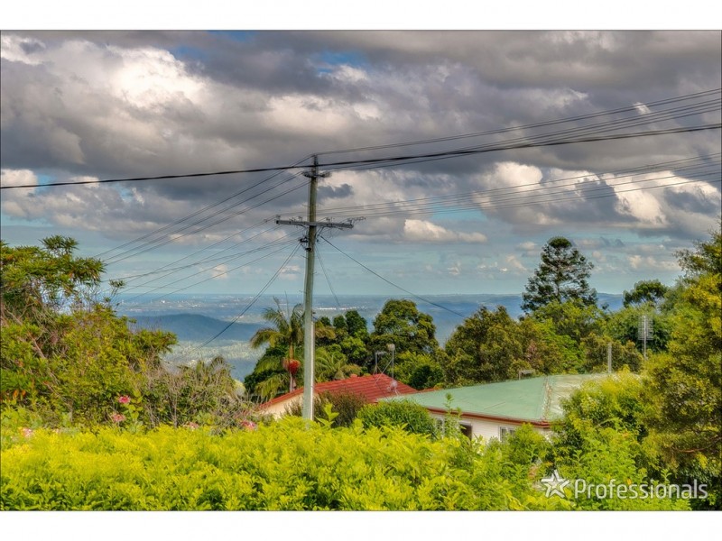 154 Eagle Heights Road, Tamborine Mountain QLD 4272