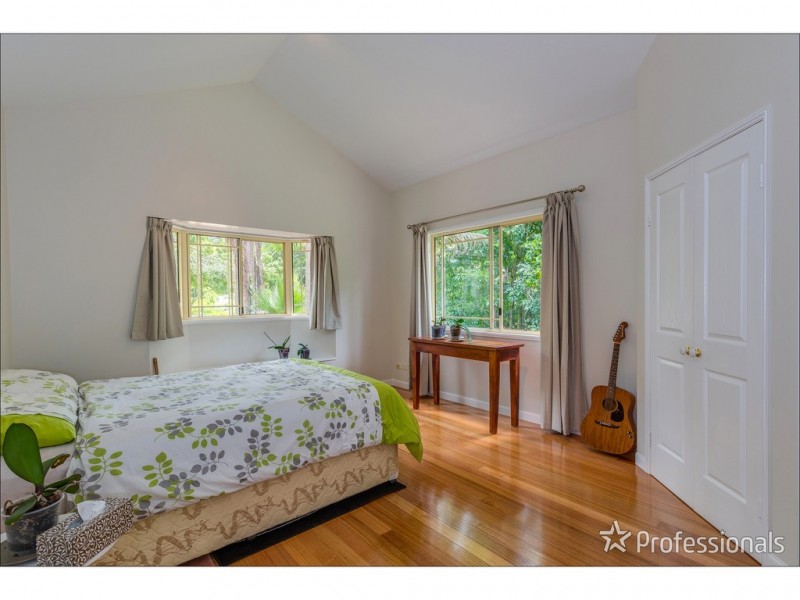 42 Wongawallan Road, Tamborine Mountain QLD 4272