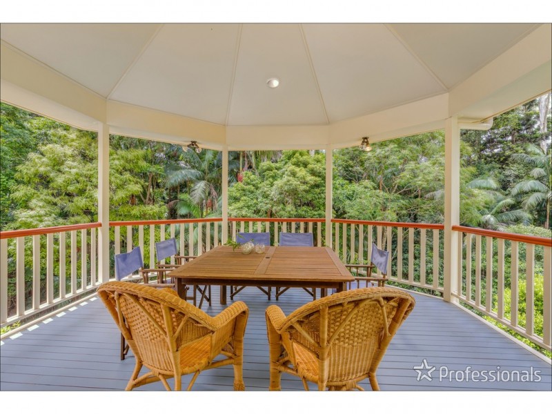 42 Wongawallan Road, Tamborine Mountain QLD 4272