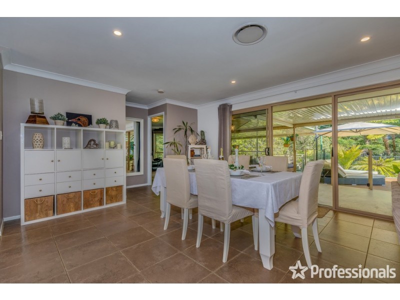 46 Crest Hill Drive, Wongawallan QLD 4210