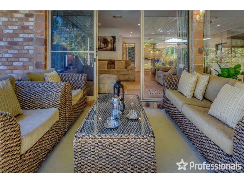 46 Crest Hill Drive, Wongawallan QLD 4210