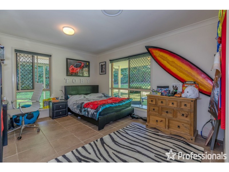 46 Crest Hill Drive, Wongawallan QLD 4210