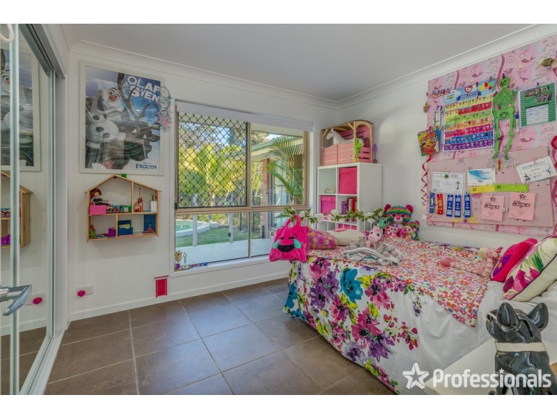 46 Crest Hill Drive, Wongawallan QLD 4210