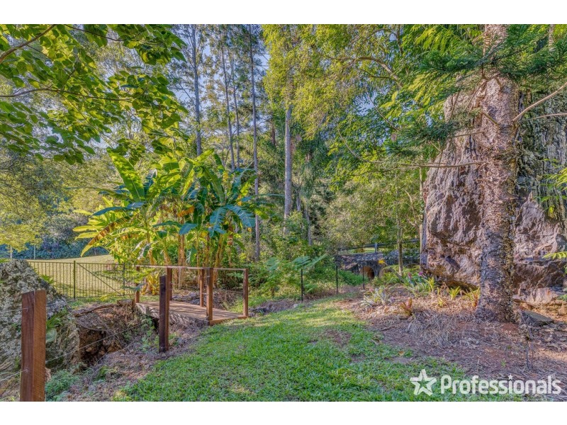 46 Crest Hill Drive, Wongawallan QLD 4210
