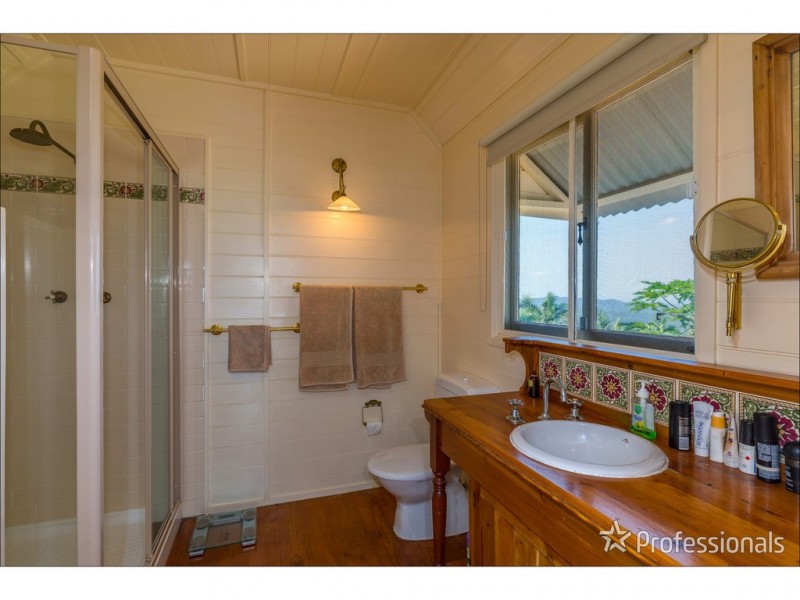 10 Wildflower Court, Tamborine Mountain QLD 4272