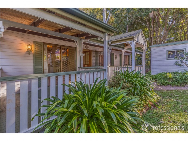 9 Wongawallan Road, Tamborine Mountain QLD 4272