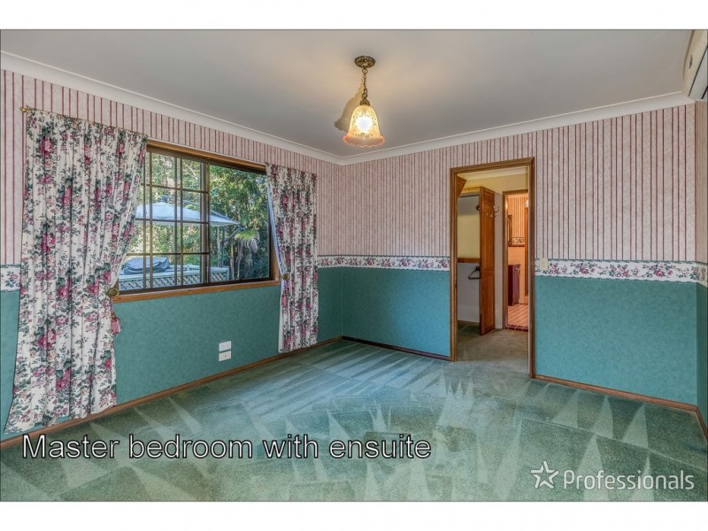 9 Wongawallan Road, Tamborine Mountain QLD 4272