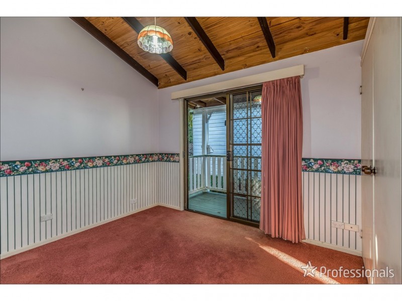 9 Wongawallan Road, Tamborine Mountain QLD 4272