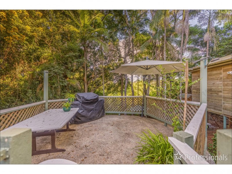 9 Wongawallan Road, Tamborine Mountain QLD 4272