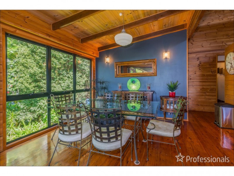10 Kailas Court, Tamborine Mountain QLD 4272