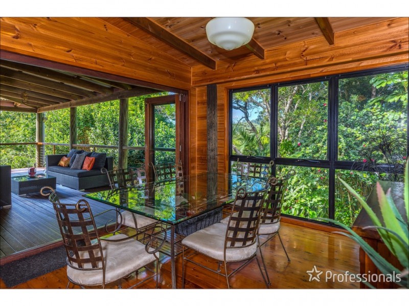 10 Kailas Court, Tamborine Mountain QLD 4272