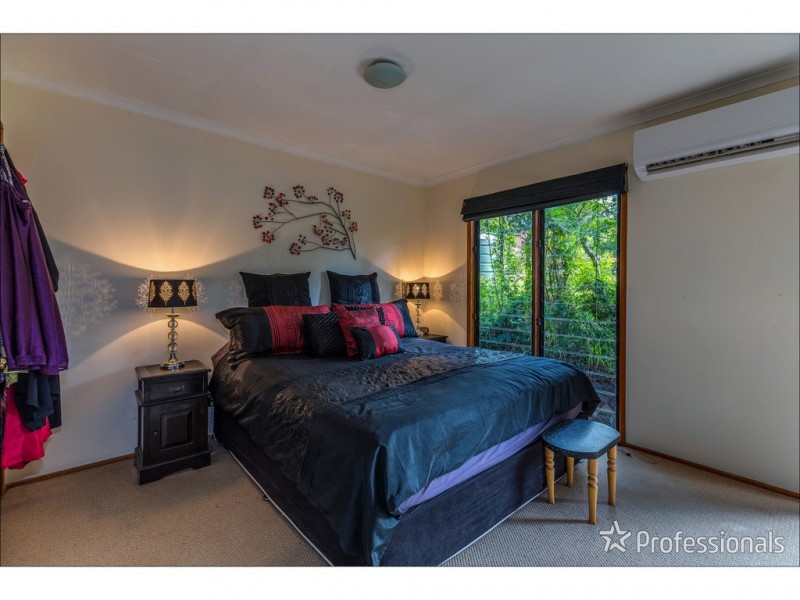 10 Kailas Court, Tamborine Mountain QLD 4272