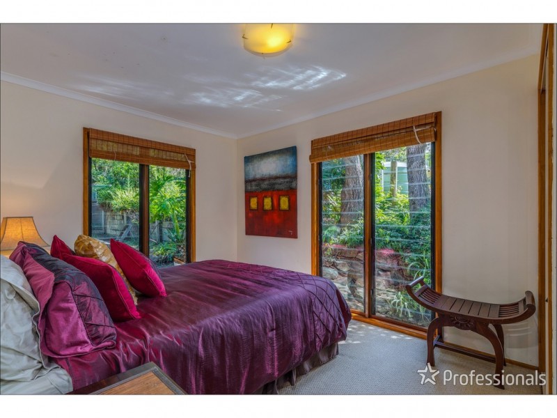 10 Kailas Court, Tamborine Mountain QLD 4272