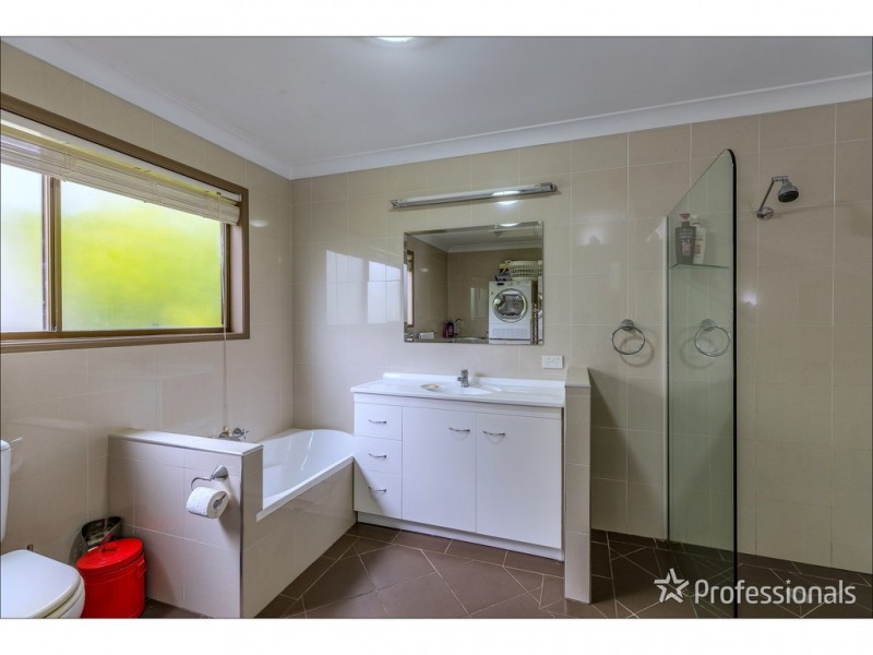 55 Magnetic Drive, Tamborine Mountain QLD 4272