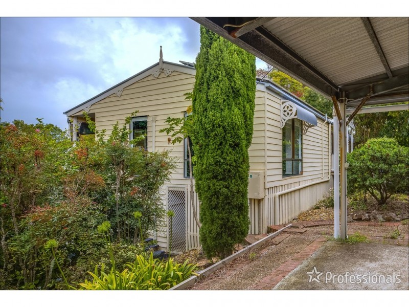 55 Magnetic Drive, Tamborine Mountain QLD 4272