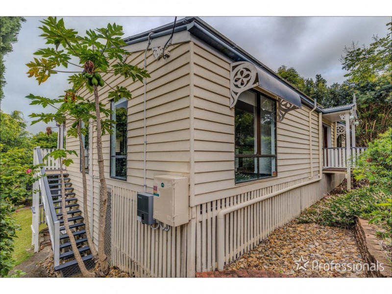 55 Magnetic Drive, Tamborine Mountain QLD 4272