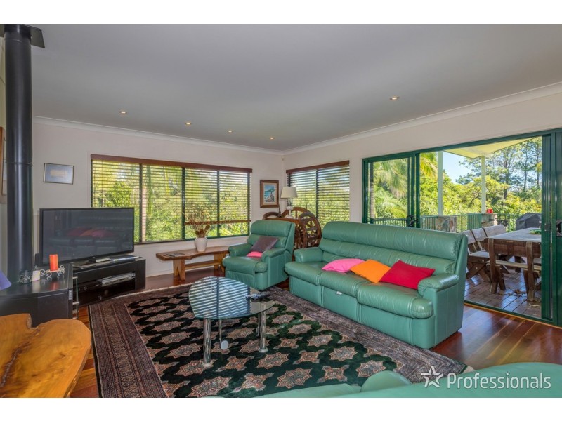 42 Knoll Road, Tamborine Mountain QLD 4272