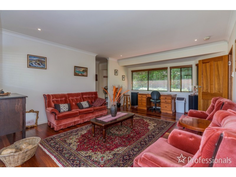 42 Knoll Road, Tamborine Mountain QLD 4272