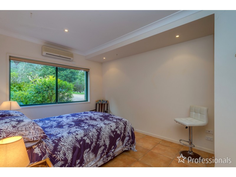 42 Knoll Road, Tamborine Mountain QLD 4272