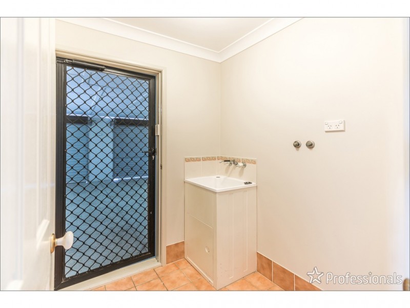 22 Plover Court, Wonglepong QLD 4275