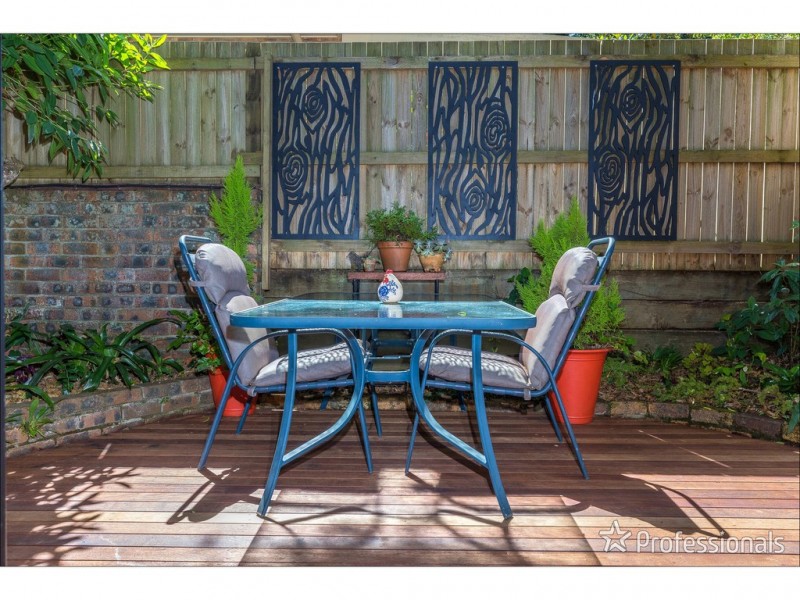 22 Beechmont Avenue, Tamborine Mountain QLD 4272