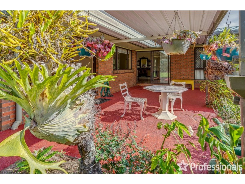 18-20 Sierra Drive, Tamborine Mountain QLD 4272