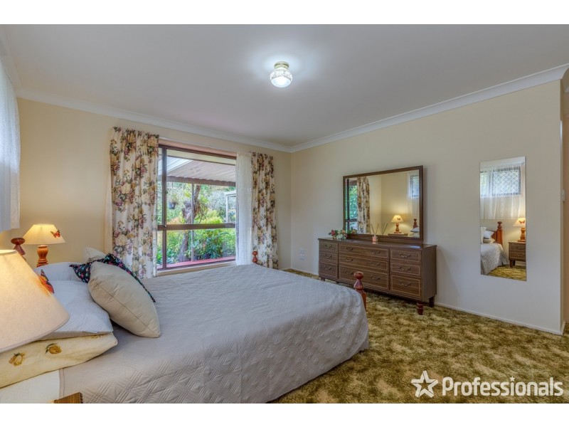 18-20 Sierra Drive, Tamborine Mountain QLD 4272