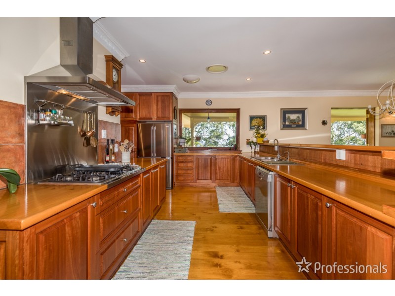 2 Witches Chase, Tamborine Mountain QLD 4272